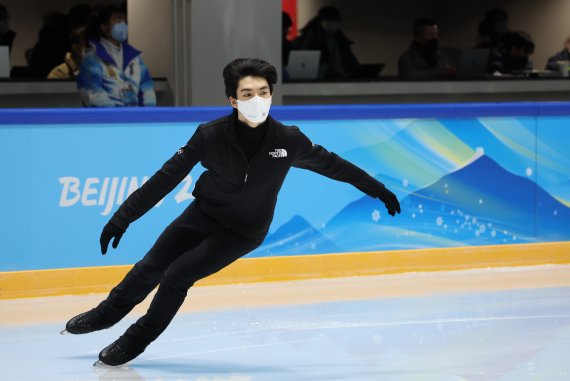 2022 베이징 동계 올림픽에 출전하는 차준환이 6일 오후 중국 베이징 피겨트레이닝홀에서 훈련을 하고 있다. 2022.2.6/뉴스1 © News1 박지혜 기자