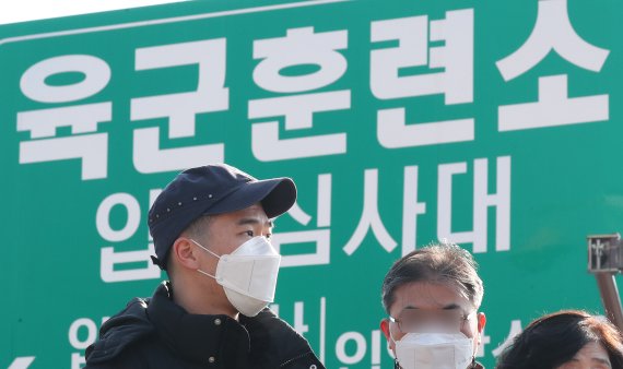 병무청, 대선 직전 입영자 2만여명에 '사전투표 참여' 안내문 발송