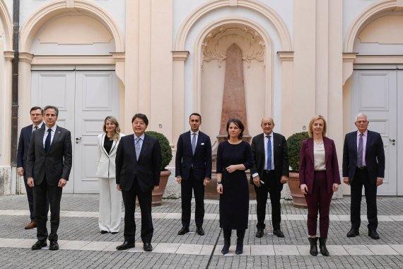 지난 2월 19일 독일 뮌헨에서 열렸던 뮌헨안보포럼에 참석한 주요 7개국(G7) 외무장관 및 유럽 관계자들.로이터뉴스1