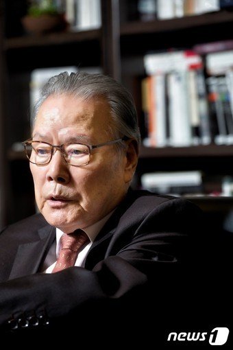 윤석열 "故이어령, 한국 문화계 새 지평 연 거인" 애도