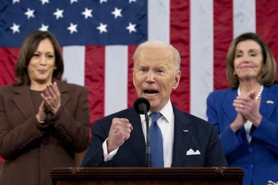 [워싱턴(미국)=AP/뉴시스]1일(현지시간) 조 바이든 미국 대통령이 의회에서 국정연설을 하고 있다. 2022.03.02.