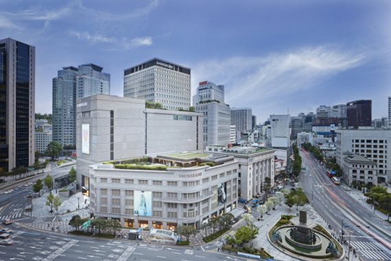 신세계백화점 본점 전경(신세계 제공).© 뉴스1