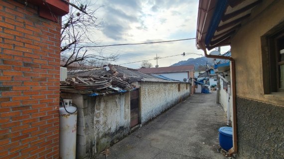 주거취약지역인 의정부시 고산동 빼벌마을이 정부의 ‘도시새뜰마을사업’(도시취약지역 생활여건 개조사업) 대상으로 선정됐다.