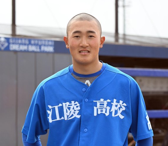 "해보자"며 박박민 머리, 이게 바로 고교야구지 [성일만 야구선임기자의 핀치히터]