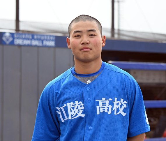 "해보자"며 박박민 머리, 이게 바로 고교야구지 [성일만 야구선임기자의 핀치히터]