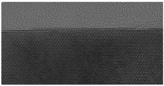 단원자층 수준의 초평탄면을 보이는 결정 사진, 경계면의 입자들이 입자 1개의 거칠기를 보이고 있다. (정세영 부산대 교수의 '구리 산화 작동 원리에 대한 이론적 실험적 원자수준에서의 세계 최초 규명' 발표자료 갈무리) 2022.03.16 /뉴스1