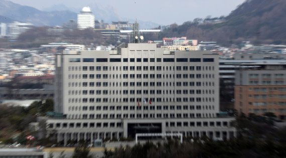 20일 서울 용산구 국방부 청사의 모습. 윤석열 대통령 당선인은 이 날 기자회견을 갖고 대통령집무실을 용산 국방부 청사로 이전한다고 발표했다. 2022.3.20/뉴스1 © News1 장수영 기자