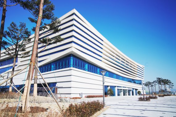 오는 31일 국회도서관의 첫 지역분관인 국회부산도서관이 개관 기념식을 연다. 국회도서관 제공