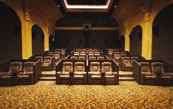 [포항=뉴시스] 강진구 기자 = 경북 포항 도심 양학동에 4개관 400석 규모의 롯데시네마 영화관이 들어선다.사진은 영화관 좌석 샘플.(사진=(주)도무스 제공) 2022.03.24.photo@newsis.com *재판매 및 DB 금지