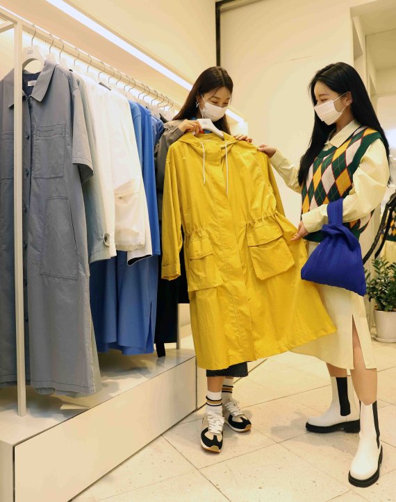 신세계 봄 세일(신세계 제공).© 뉴스1