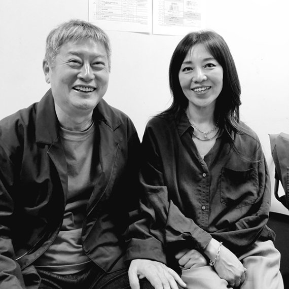 [서울=뉴시스] 강승원, 장필순. 2021.10.30. (사진 = 강승원2집문화산업전문 유한회사 제공) photo@newsis.com