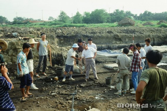 1991년 고양가와지볍씨 발굴현장. 사진제공=고양시