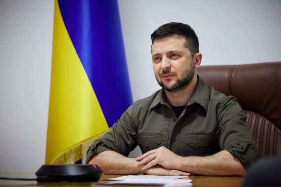 Zelenski "Donbass pode ser negociado" ... a possibilidade de dividir a Ucrânia