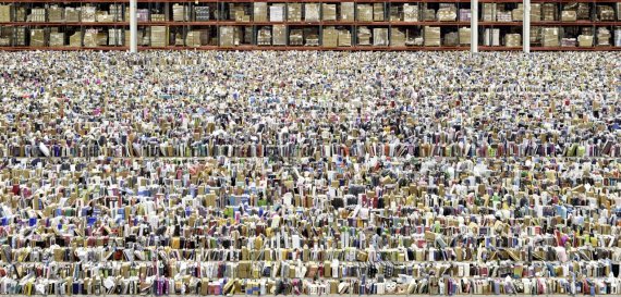 [서울=뉴시스]아마존 Amazon, 2016, ⓒ안드레아스 거스키, 스푸르스 마거스 제공