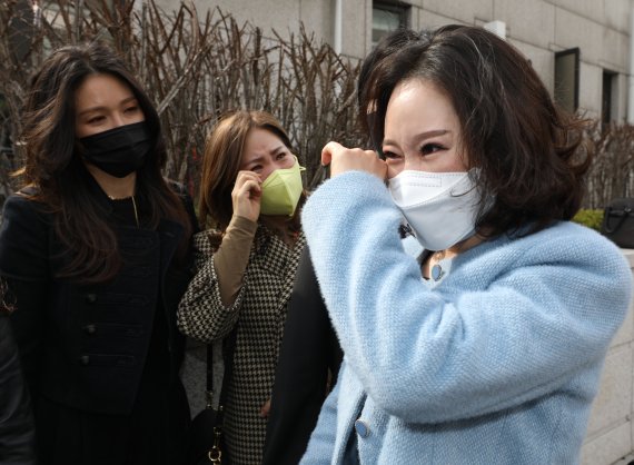 헌재, '비의료인 문신 시술 처벌' 합헌...타투이스트 "시대착오적 판단"