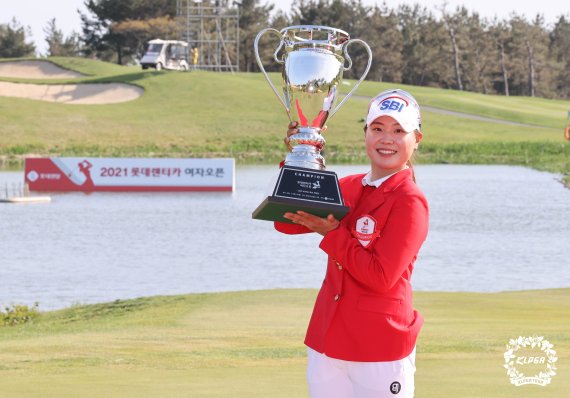 KLPGA '롯데 렌터카여자오픈' 7일 개막.."꽃가마 주인공은 누구"