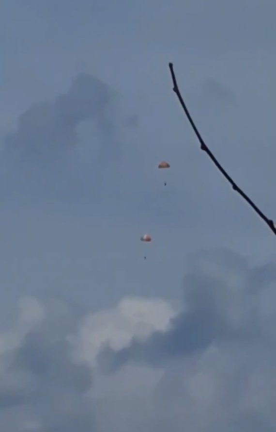 사천서 공군 'KT-1 훈련기 2대, 훈련 중 충돌 추락'(상보)