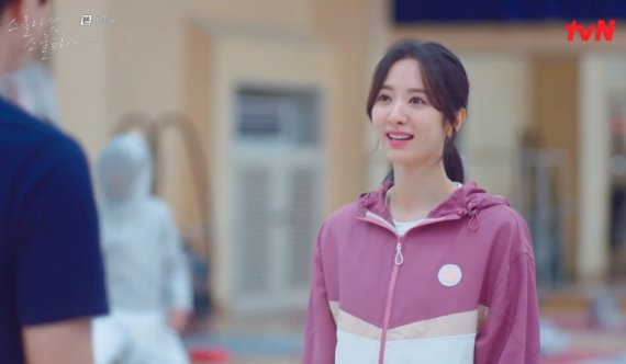 찬란하게 빛났던 청춘의 순간을 아로새긴 ‘스물다섯 스물하나’