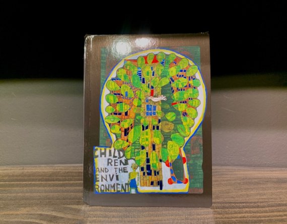 파크 굿즈숍에서 판매하는 엽서© 뉴스1