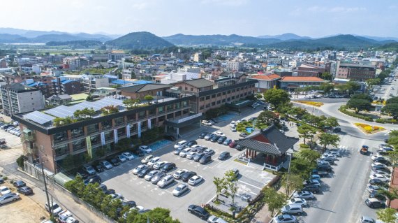 충남 부여군청 전경.(부여군 제공)© 뉴스1