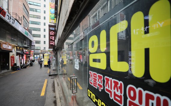 서울 종로 먹자골목이 한산한 모습을 보이고 있다. /뉴스1 DB © News1 박정호 기자 /사진=뉴스1