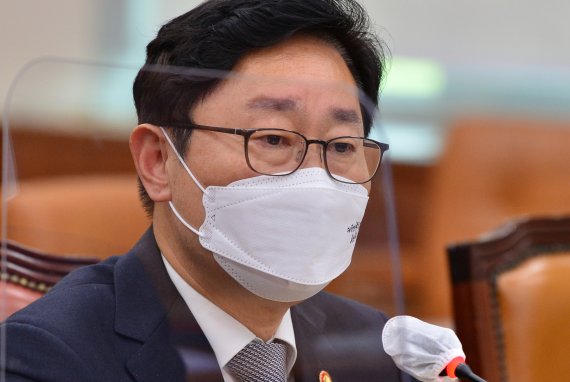 박범계 "법은 약자가 의지할 수 있는 공존의 기틀"