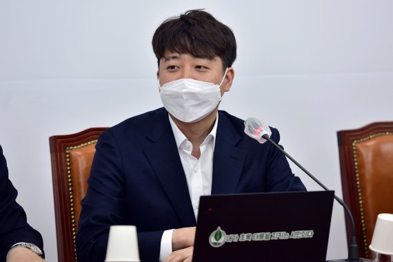 "검수완박은 '야반도주'" 법무부장관 후보자 말에 이준석 "당의 입장과..."