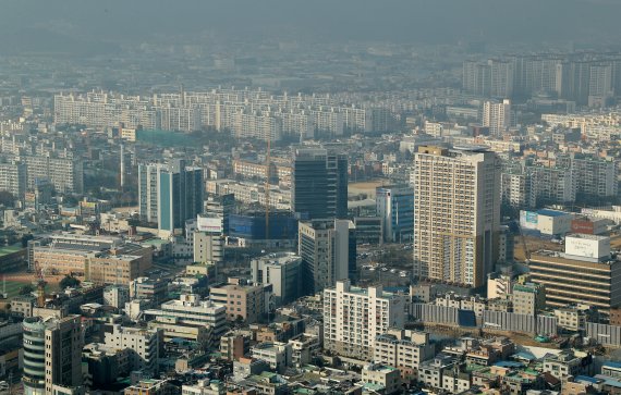 이월드 83타워 전망대에서 바라본 대구 도심 전경. 2021.12.6/뉴스1 © News1 공정식 기자