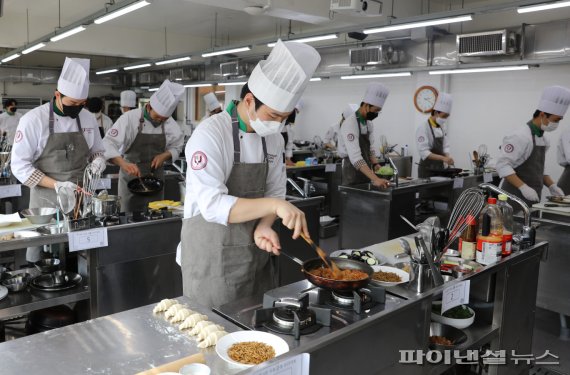 양주시-한국외식과학고교 21일 제8회 식용곤충요리대회 개최. 사진제공=양주시