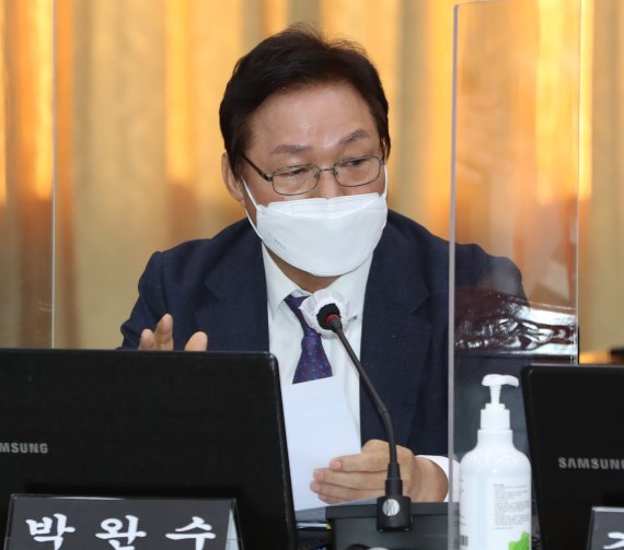 최대 8곳… 6월 재보궐 '미니 총선' 치른다