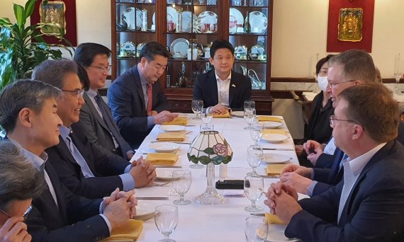 尹 한미협의단 '한·미·일 3국 간 협력, 인태 지역에서의 공조' 의지 전달