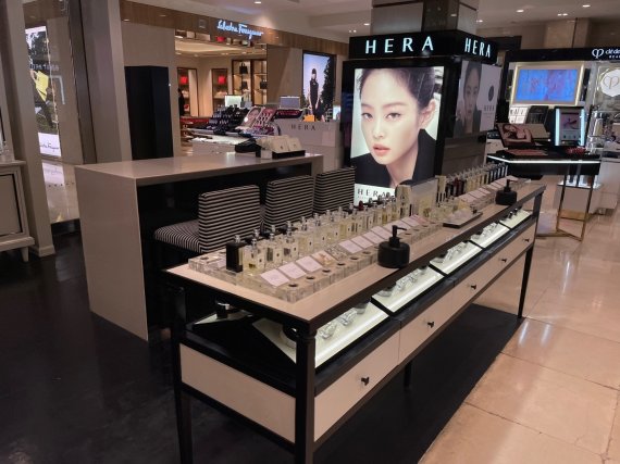 롯데백화점 본점 내 향수 매장 전경. © 뉴스1 신민경 기자