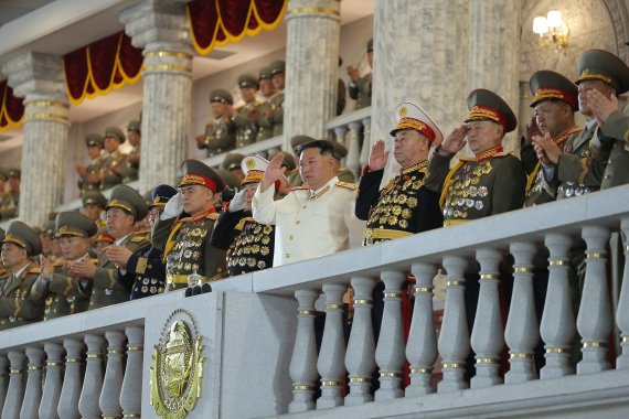 北, 건군절 앞두고 "첫째도 둘째도 사상무장에 달려…김정은에 절대충성" 독려