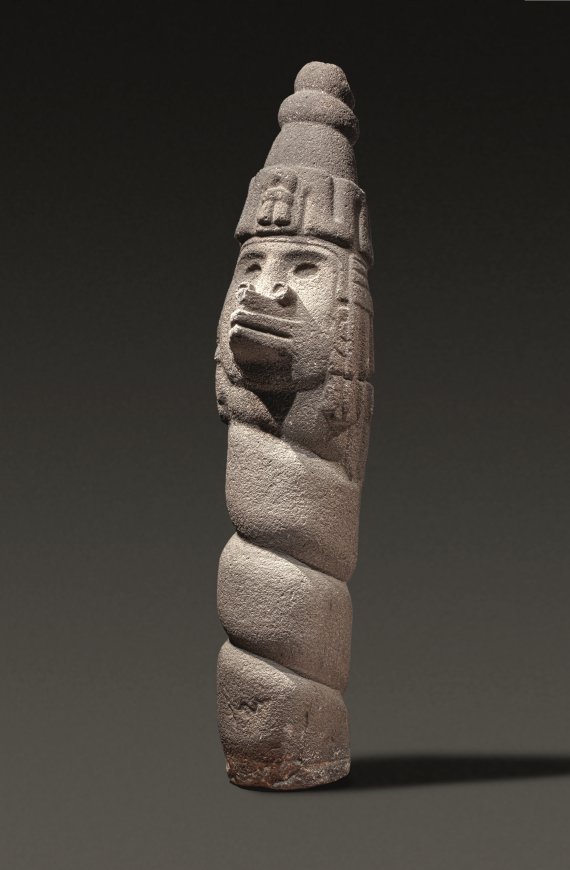 [서울=뉴시스]<바람의 신 에에카틀>, 아스테카, 1480~1519년, 높이 195cm, 독일 쾰른 라우텐스트라우흐-외스트 박물관