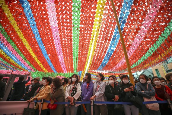 부처님오신날 법요식 봉행…조계사, 윤 당선인등 1만여 명 참석(종합)