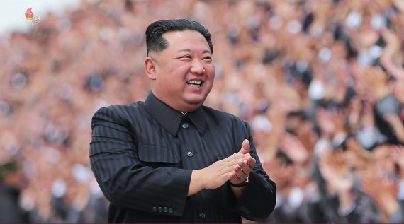 푸틴 공개 지지한 김정은 "열렬한 축하를..."