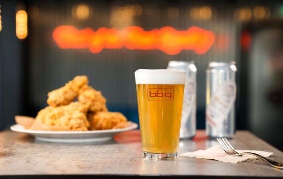 BBQ, 치킨과 수제 맥주 2종 세트메뉴 첫 선
