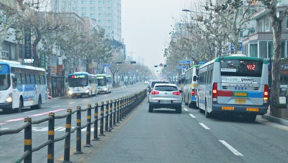 충북 등록자동차 90만대↑…80만대 이후 3년10개월 만