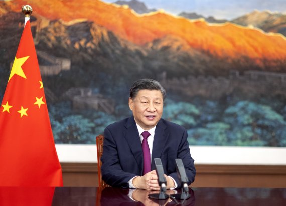 시진핑 중국 국가주석이 18일 베이징에서 열린 중국국제무역촉진위원회(CCPIT) 창립 70주년 행사에서 화상 연설을 하고 있다. /사진=신화뉴시스화상