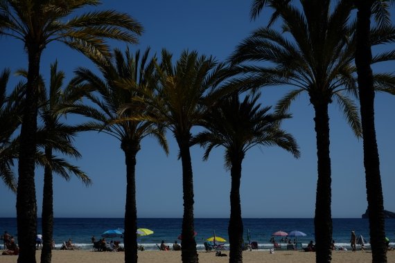 지난 5월21일(현지시간) 스페인 남동부 베니도름의 해안 모습. AP뉴시스