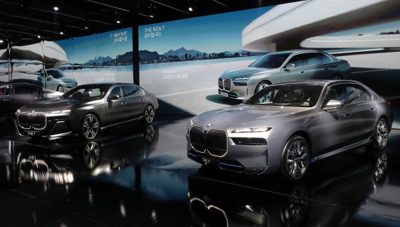 BMW '뉴 7시리즈' 실물 공개, 무엇이 특별한가 보니...