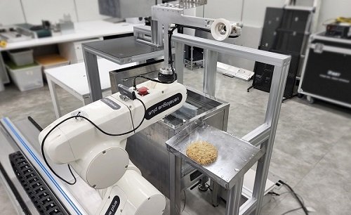 모두벤쳐스 ‘자동 조리 로봇’ 시운전 돌입…창업 시장 공략