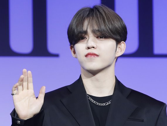 그룹 세븐틴(SEVENTEEN) 에스쿱스가 27일 오전 서울 여의도 콘래드 호텔에서 진행된 정규 4집 '페이스 더 선(Face the Sun)' 발매 기념 글로벌 기자간담회에서 포즈를 취하고 있다. 2022.5.27/뉴스1 © News1 권현진 기자