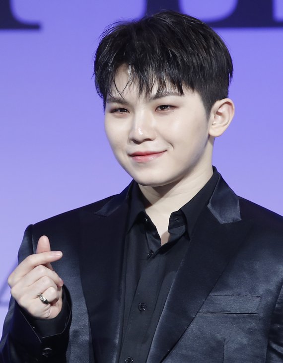 그룹 세븐틴(SEVENTEEN) 우지가 27일 오전 서울 여의도 콘래드 호텔에서 진행된 정규 4집 '페이스 더 선(Face the Sun)' 발매 기념 글로벌 기자간담회에서 포즈를 취하고 있다. 2022.5.27/뉴스1 © News1 권현진 기자