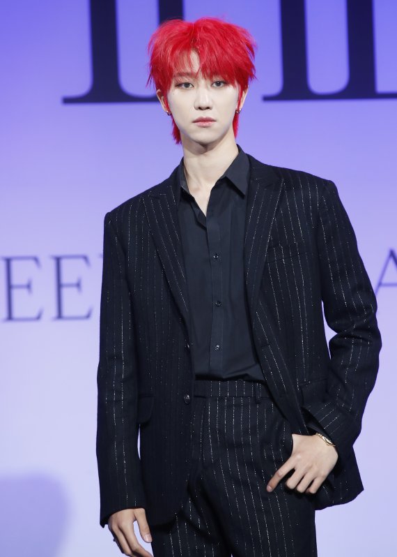 그룹 세븐틴(SEVENTEEN) 디에잇이 27일 오전 서울 여의도 콘래드 호텔에서 진행된 정규 4집 '페이스 더 선(Face the Sun)' 발매 기념 글로벌 기자간담회에서 포즈를 취하고 있다. 2022.5.27/뉴스1 © News1 권현진 기자