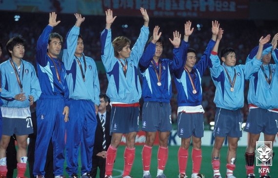 2002 월드컵에서 4강에 오른 한국 축구대표팀(대한축구협회 제공)© 뉴스1