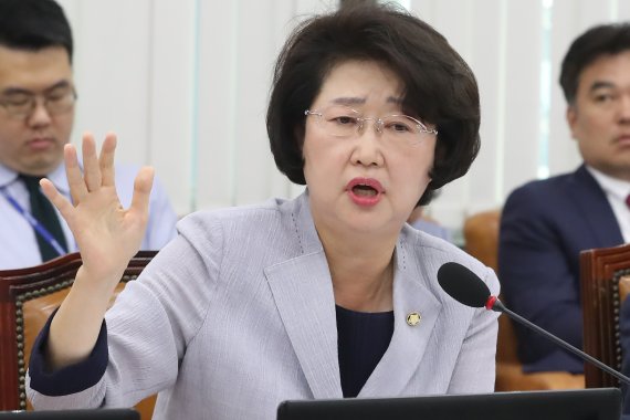 김승희 보건복지부 장관 후보자의 의원 시절 모습. 2019.10.4/뉴스1 © News1 임세영 기자