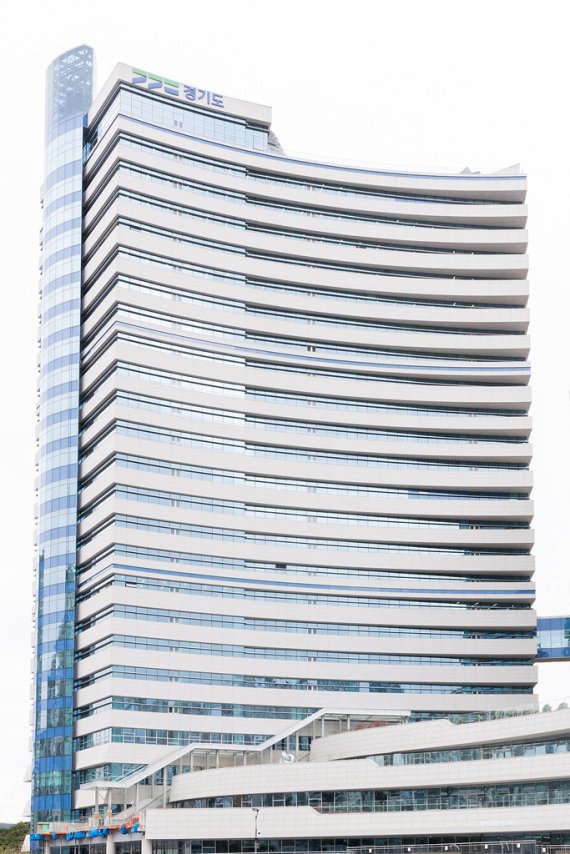 경기도가 보상·설계 뒤 장기간 미착공 상태인 지방도 7개 사업에 대해 사업 재추진 여부 판단을 위한 용역을 추진한다../© 뉴스1