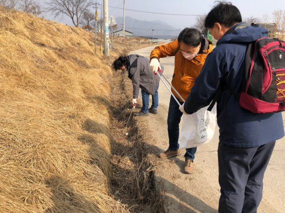 경기도, 13일부터 경기옛길서 쓰레기 줍는 ‘줍킹' 운영