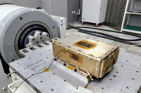 조선대 연구팀이 개발한 큐브위성 STEP Cube Lab-II.(조선대 제공)2022.6.13/뉴스1 © News1